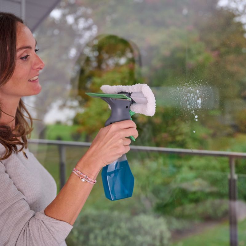 Gąbka do okien ze sprayem 200 ml