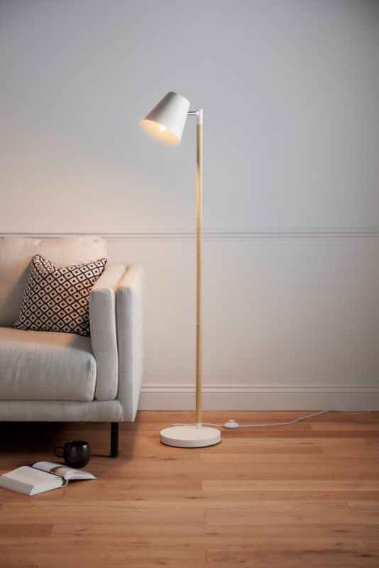 Lampa podłogowa GoodHome Mulanje 1-punktowa E14 biała/drewno
