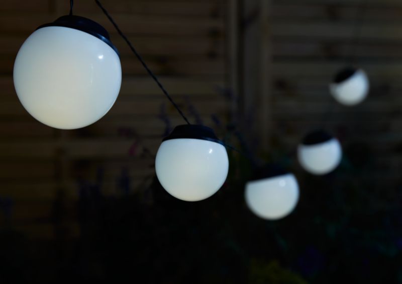 Lampka solarna kula 9 cm wbijana 5 szt