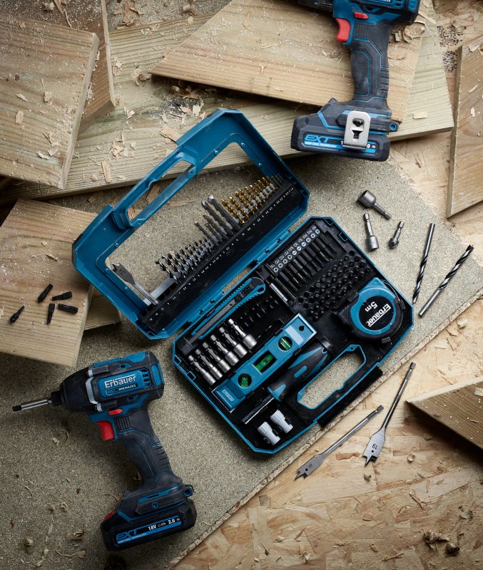 Listwa uszczelniająca uniwersalna Salag 4,2 m czarna