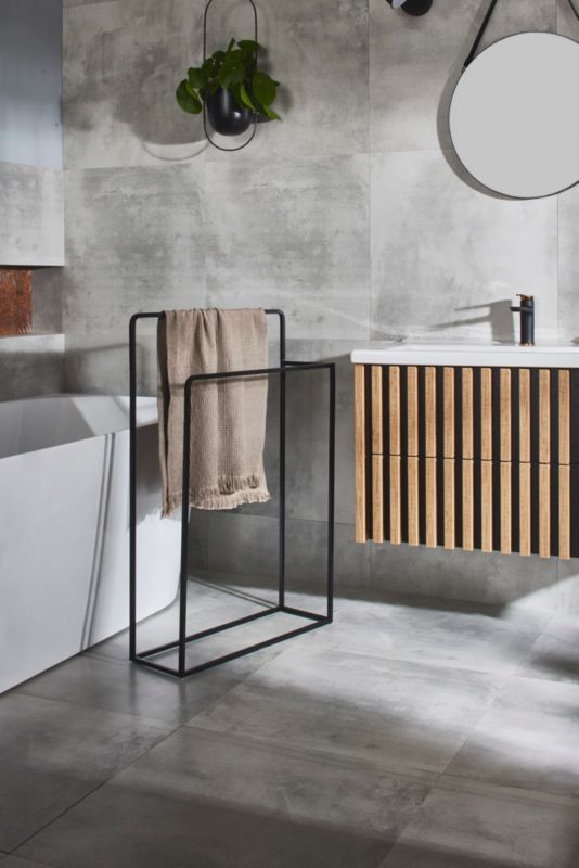 Stojak na ręczniki GoodHome Elland czarny
