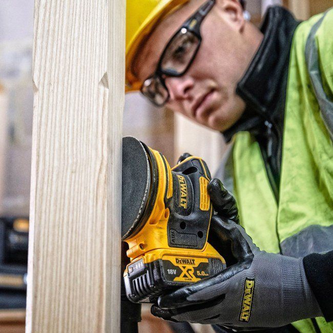 Szlifierka mimośrodowa DeWalt 125 mm 18 V DCW210N-XJ