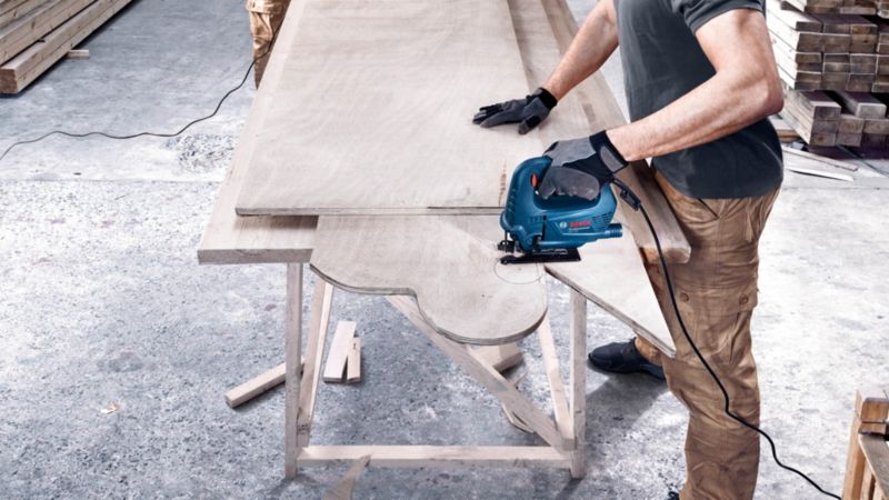 Wyrzynarka Bosch Professional GST 700