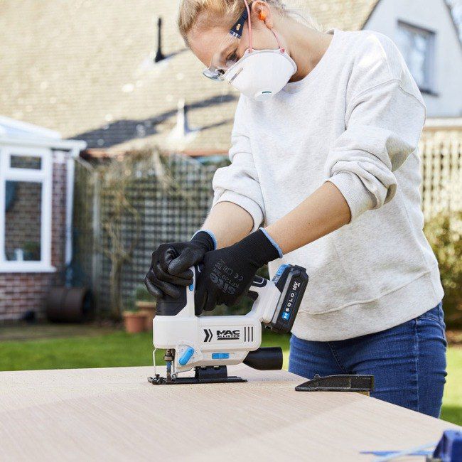 Wyrzynarka MacAllister Solo 18 V bez akumulatora