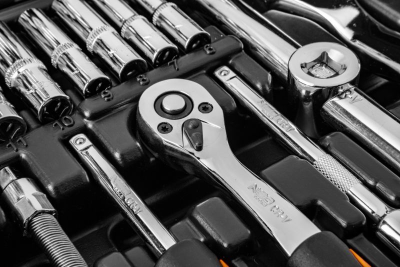 Zestaw kluczy nasadowych Neo Tools 111 szt