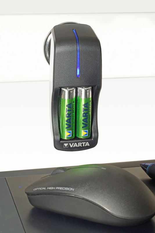 Ładowarka VARTA Mini Charger + 2 x AA 2100 mAh