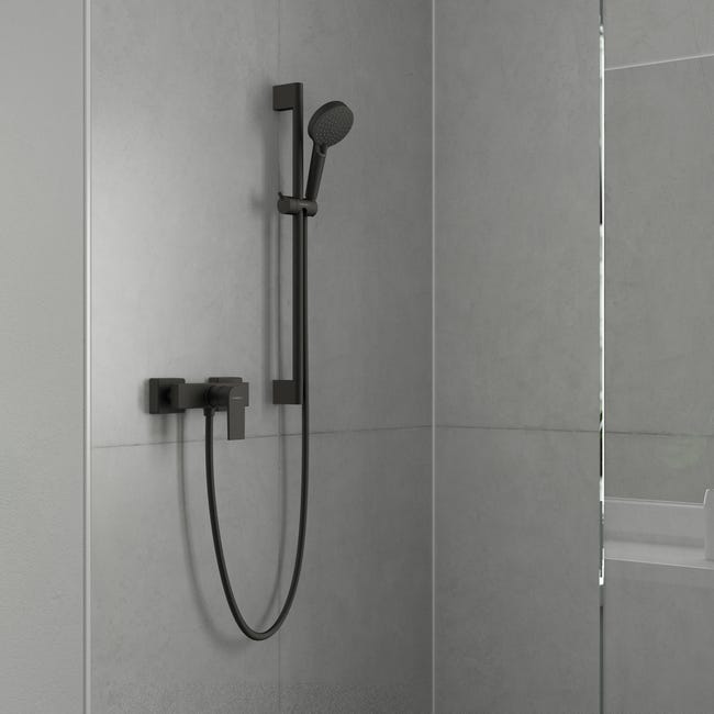 Bateria prysznicowa czarna Shape Hansgrohe