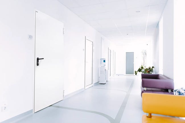 Drzwi przeciwpożarowe wewnętrzne EI30 białe RAL 9016 100 prawe Wiśniowski