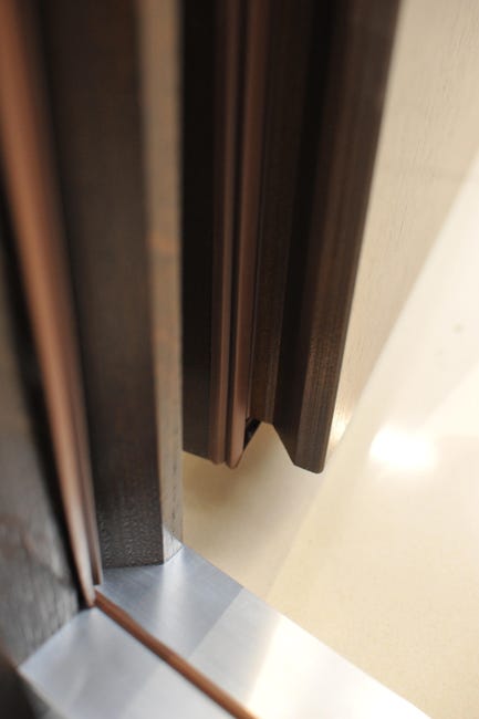 Drzwi zewnętrzne drewniane wejściowe Hirson orzech 90 Lewe Elprema