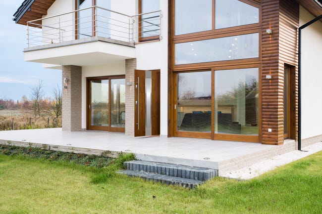 Drzwi zewnętrzne stalowe wejściowe z antabą Neptun Złoty Dąb 90 Prawe Ok Doors Trendline