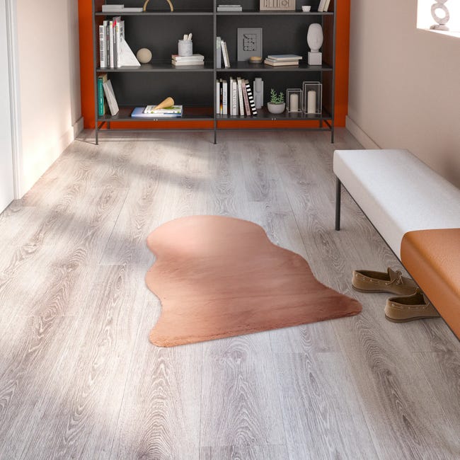 Dywan sztuczna skóra królika Bianca różowy 60 x 110 cm Inspire