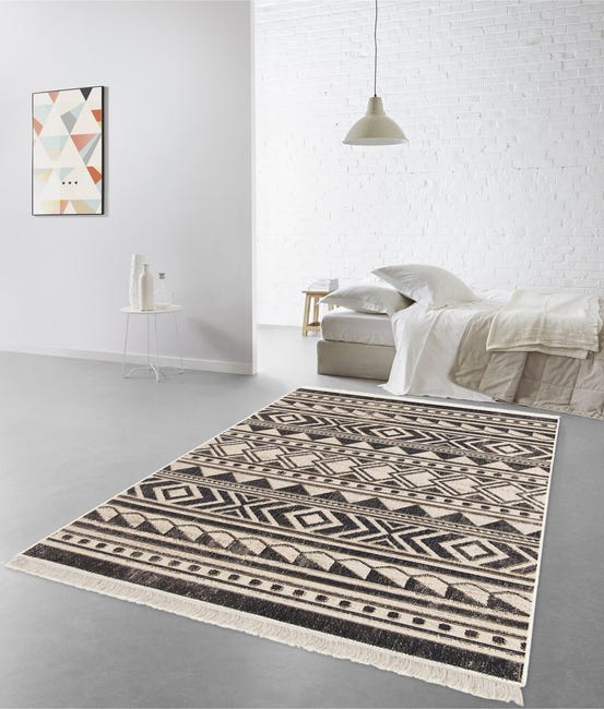 Dywan z frędzlami Kenia Aztec czarny 120 x 170 cm