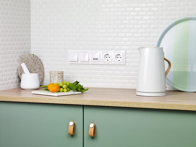 Gniazdo USB biały SEDNA DESIGN SCHNEIDER ELECTRIC