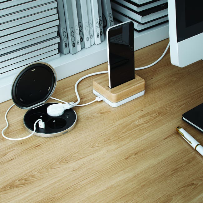 Gniazdo podblatowe wpuszczane z 3 gniazdami z uziemieniem 2xUSB 2 m czarny LEXMAN