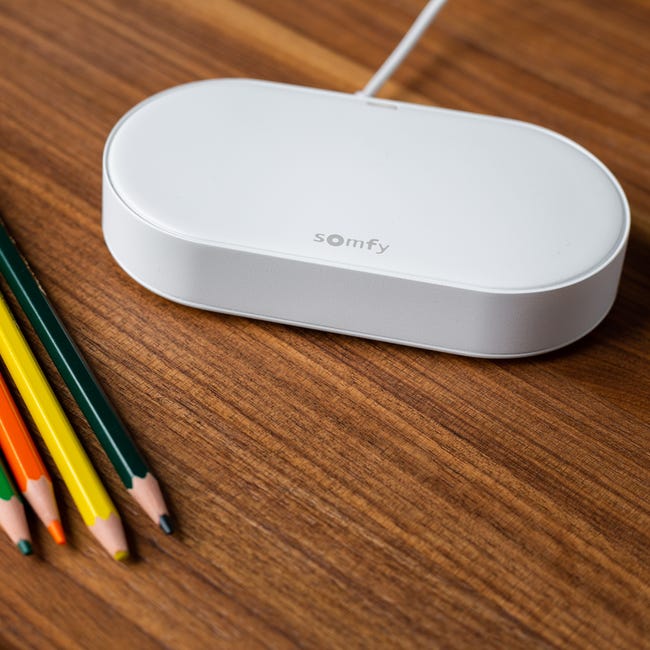 Inteligentny napęd bramy przesuwnej Freevia 400 Connect SOMFY