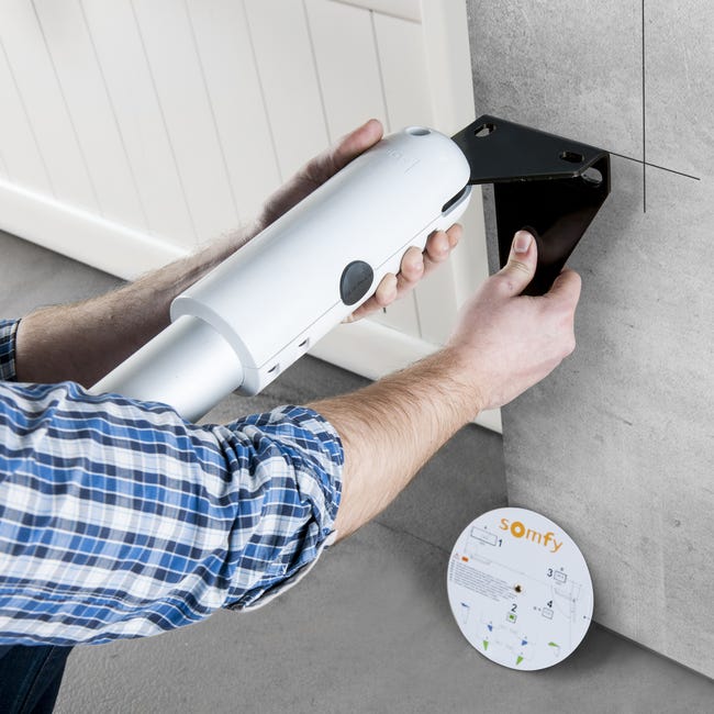 Inteligentny napęd do bram dwuskrzydłowych SGS Essential Connect SOMFY