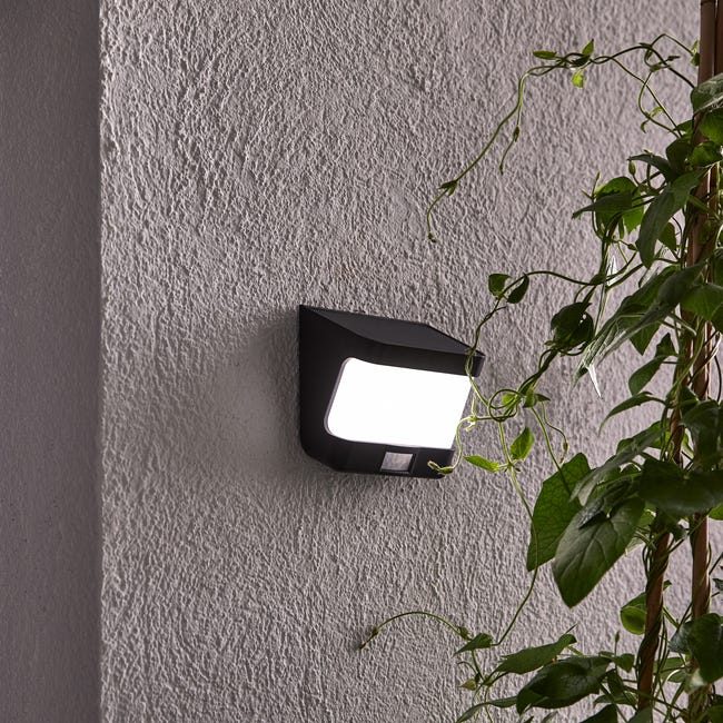 Kinkiet solarny Fano czarny 1000 lm IP54 LED Inspire