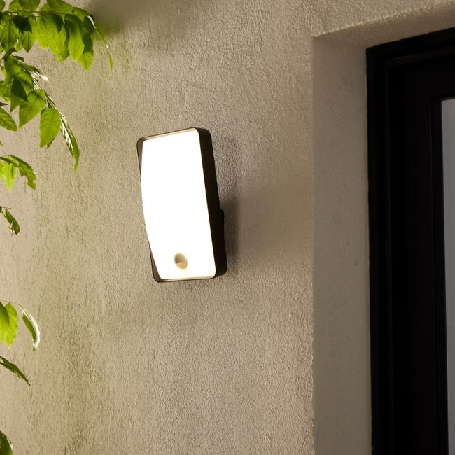 Kinkiet zewnętrzny Algoa szary z czujnikiem 1900 lm IP54 LED Inspire