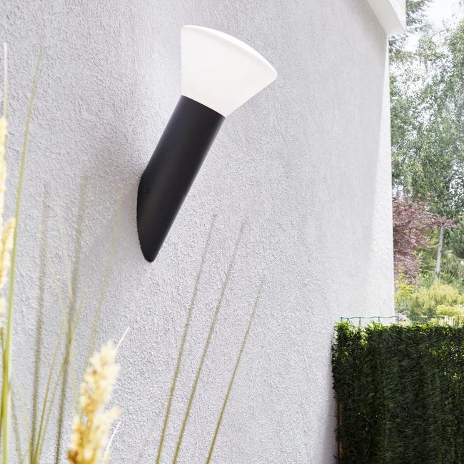 Kinkiet zewnętrzny Milda IP44 E27 Inspire