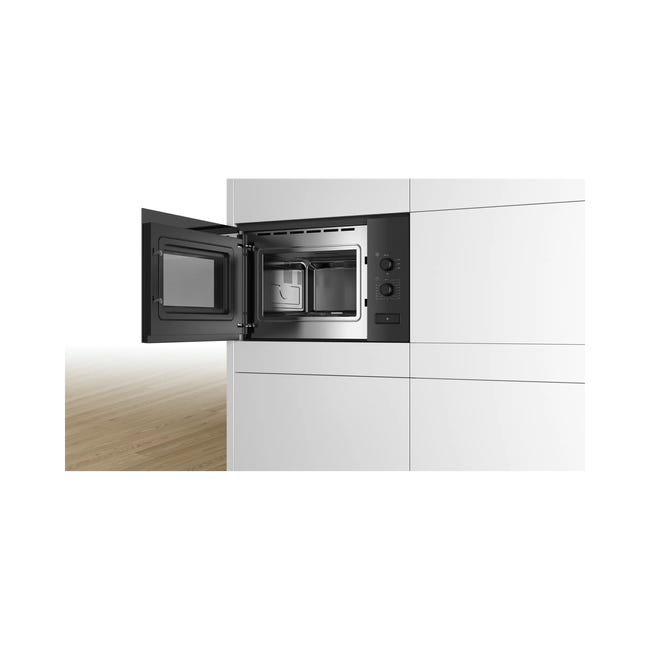 Kuchenka mikrofalowa BFL550MB0 Bosch