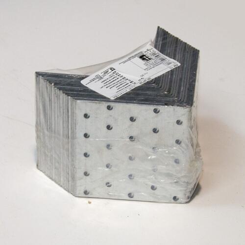 Kątownik montażowy 100x100x100 mm Domax