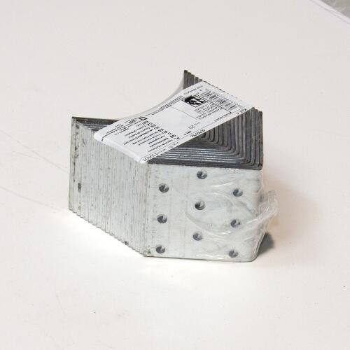 Kątownik montażowy 60x60x60 mm Domax