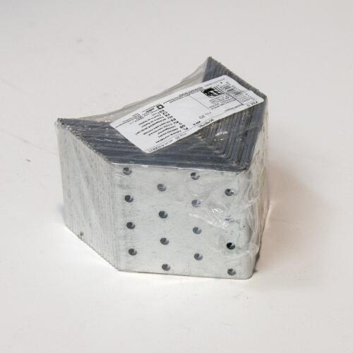Kątownik montażowy 80x80x80 mm Domax