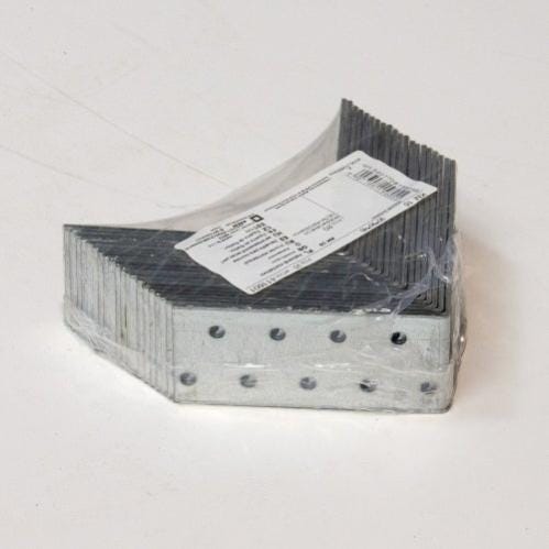 Kątownik montażowy 90x90x40 mm Domax