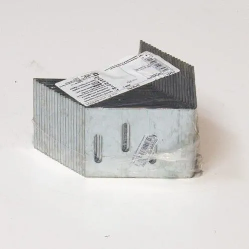 Kątownik montażowy lewy 60x80x60 mm Domax