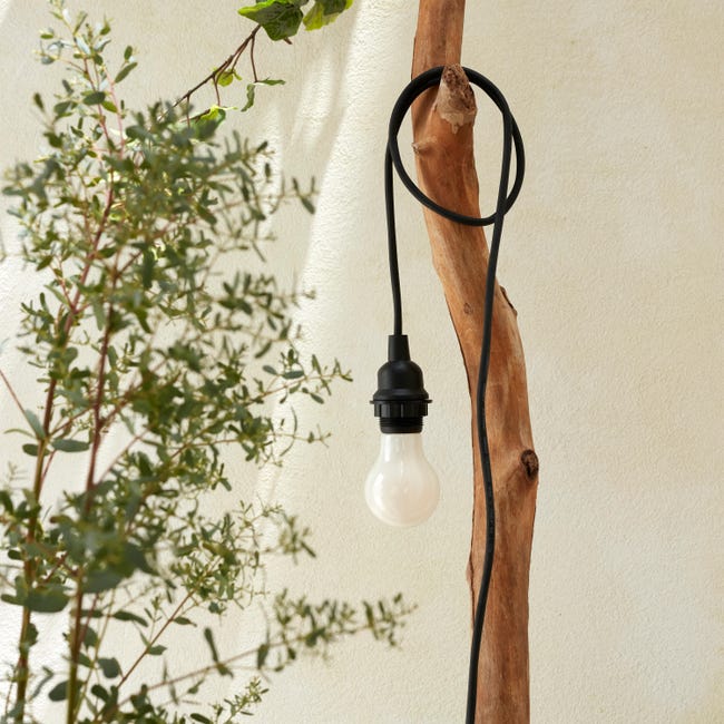 Lampa ogrodowa wisząca Lugo czarna E27 IP44 LED Inspire