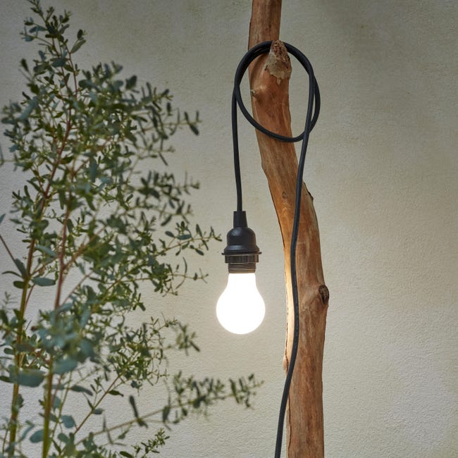 Lampa ogrodowa wisząca Lugo czarna E27 IP44 LED Inspire