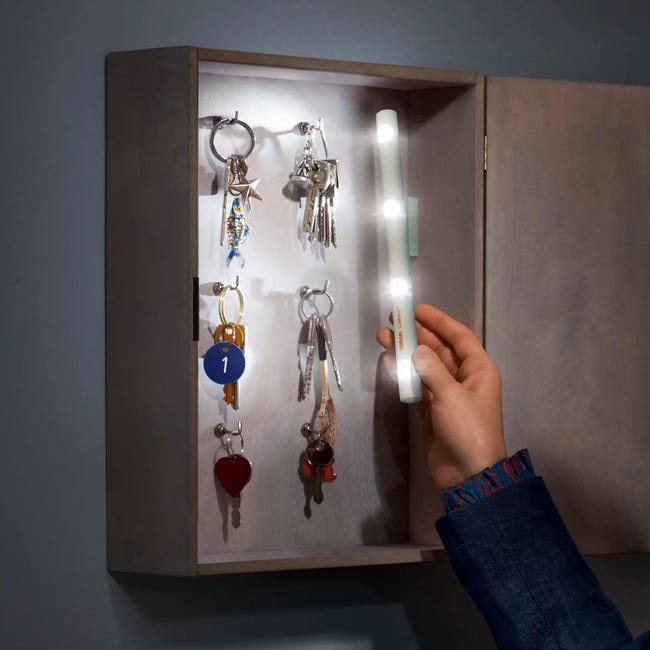 Lampa przenośna LED 22 cm Osram