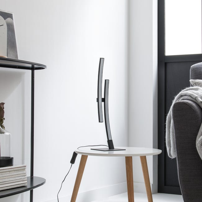 Lampa stołowa Beryl czarna LED Inspire