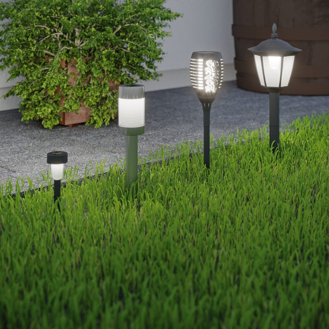 Lampa wbijana solarna EFEKT PŁOMIENIA IP44 36 x LED JUMI