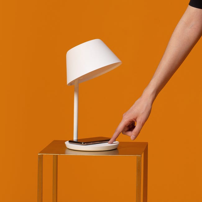Lampka biurkowa Staria Pro biała LED z ładowarką indukcyjną Yeelight