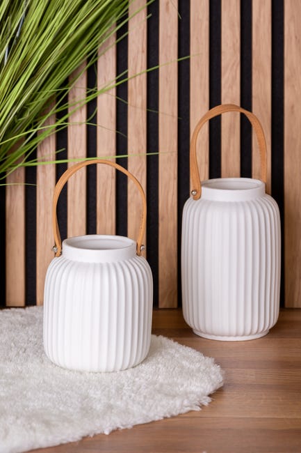 Latarenka LED ceramiczna z uchwytem wys. 15.5 cm biała