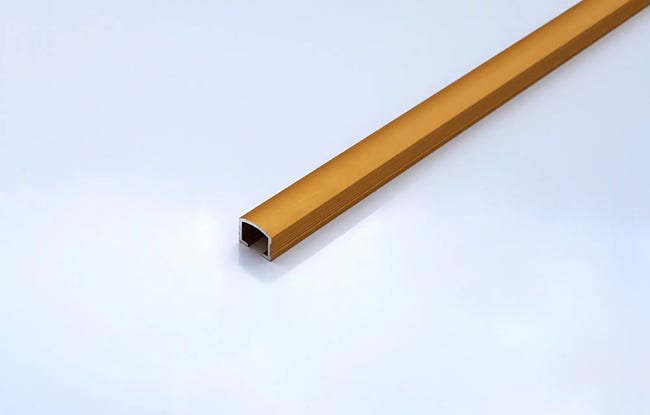 Listwa dekoracyjna 1 X 270 X 1 Egen