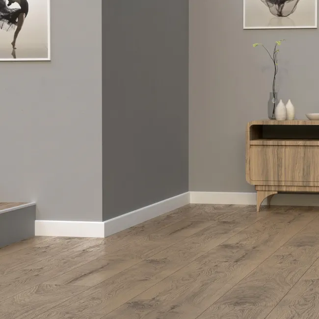 Listwa przypodłogowa MDF Lezka 8 cm biała Artens