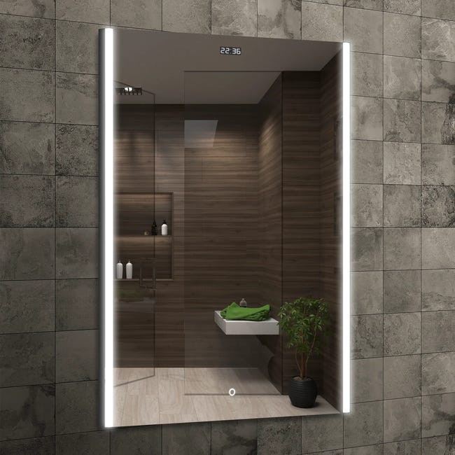 Lustro z wbudowanym oświetleniem PRESTIGE PLUS 64 x 80 VENTI