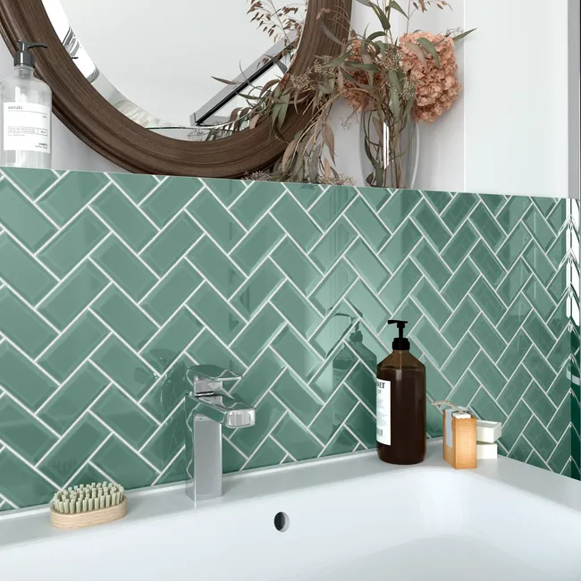Mozaika Metro Green Chevron Glossy 27.9 x 27.4 Artens