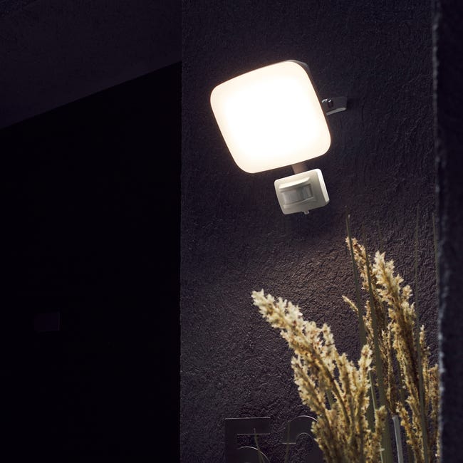 Naświetlacz zewnętrzny Kanti biały 2700 lm IP44 z czujnikiem LED Inspire