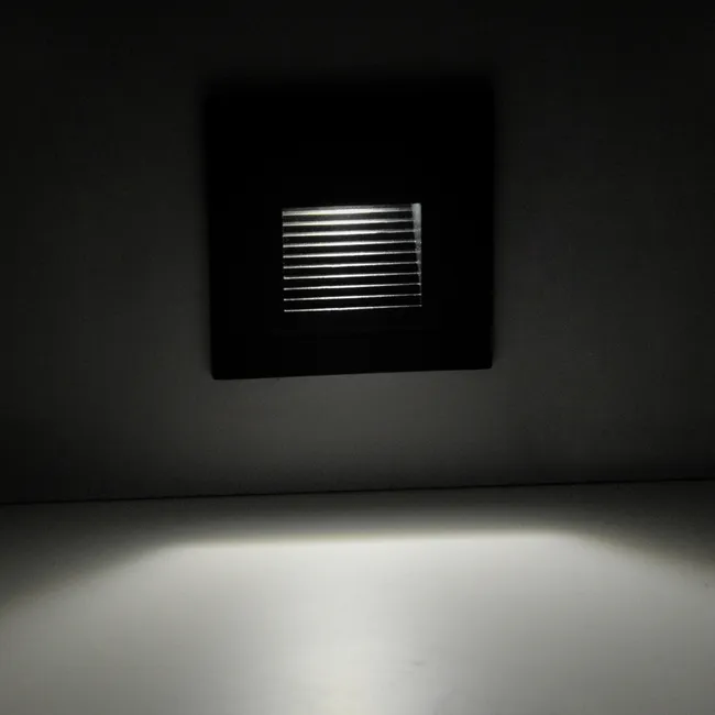 Oprawa schodowa Q6 szara kwadratowa 6 cm IP44 LED Goldlux