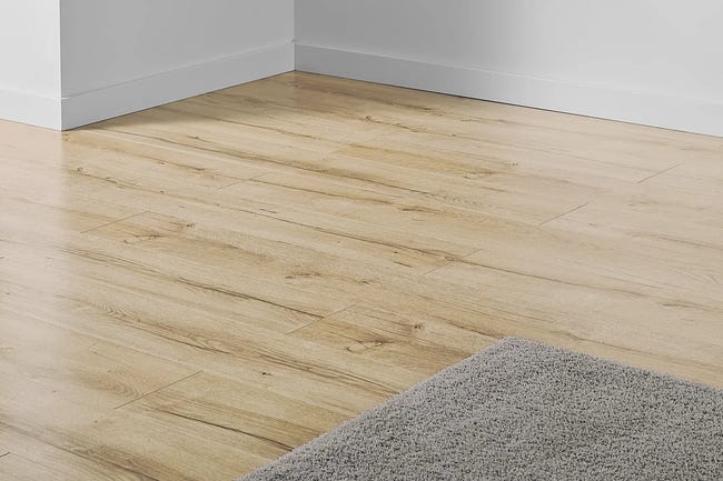 Panele podłogowe laminowane Dąb Benito AC4 8 mm Promo Flooring