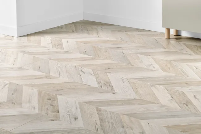 Panele podłogowe laminowane jodełka francuska Dąb Torrance AC5 8 mm