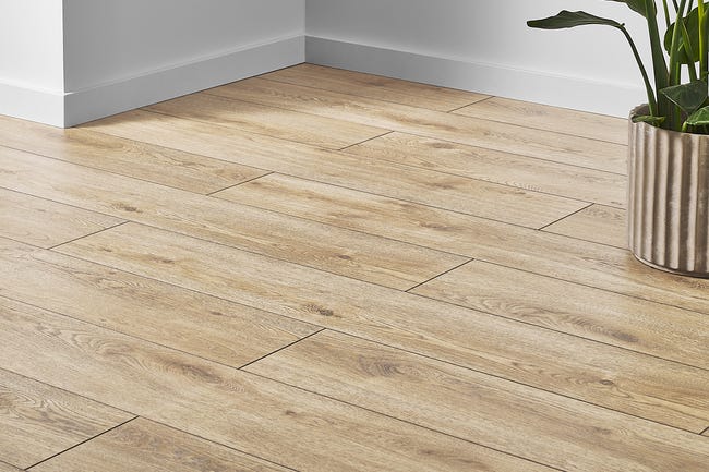 Panele podłogowe laminowane wodoodporne Dąb Pralin AC6 12 mm Alsapan