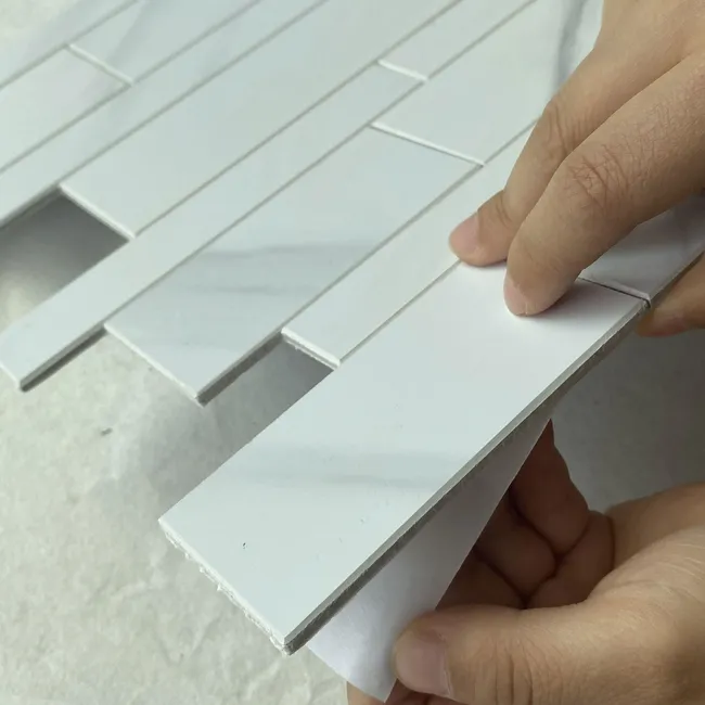 Panele ścienne samoprzylepne PCV dekoracyjne do kuchni White Marble Fllow
