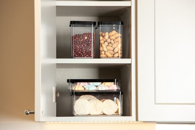 Pojemnik kuchenny na żywność Loft Premium 2.25 l Rotho