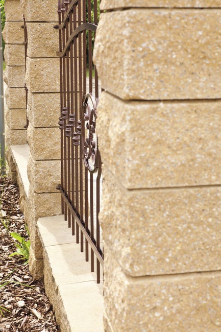 Przykrycie cokołu 50x30x6 cm 2stronnie łupane Piasek Ziel-Bruk