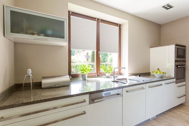 Roleta plisowana Liść Print z nadrukiem 96 x 120 cm biała