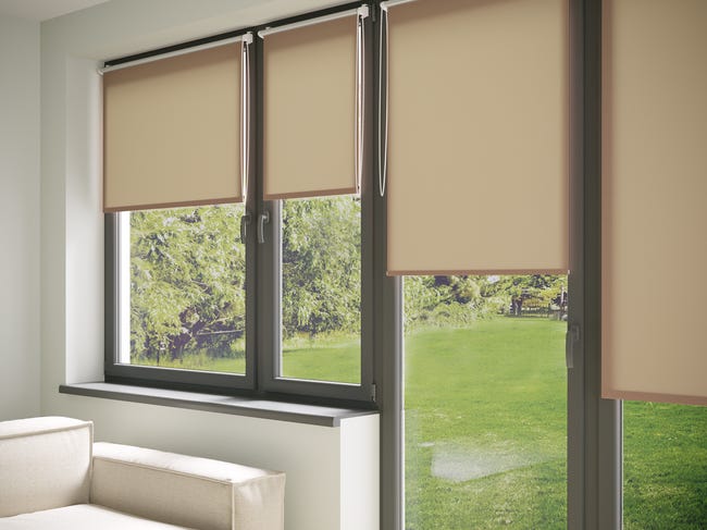 Roleta zaciemniająca Blackout 37 x 150 cm beżowa marcepan termoizolacyjna